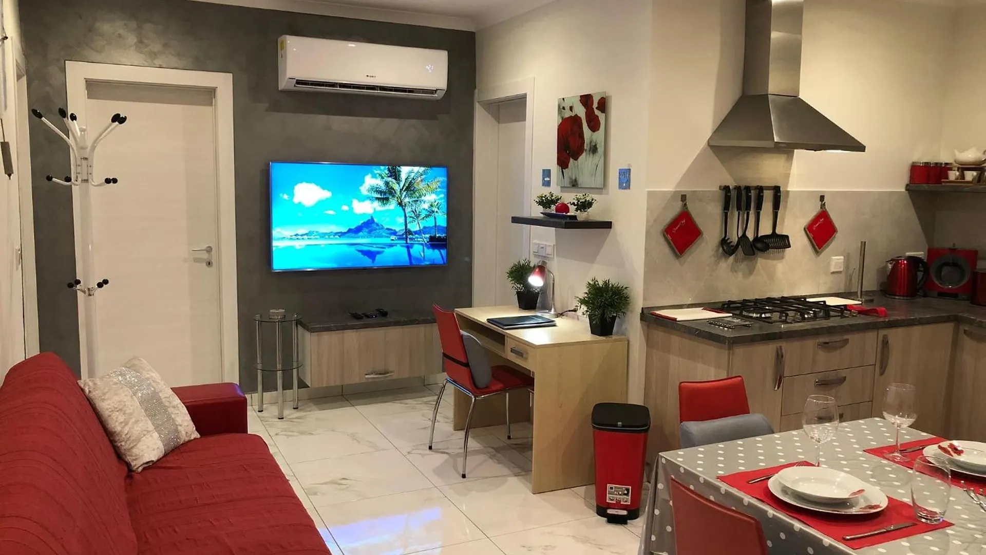 מרססקלה Sea View 2 Bedroom Penthouse Close To Beach Hpi6767 דירה
